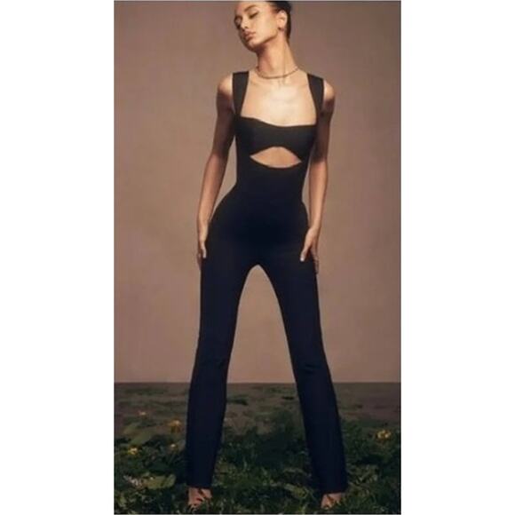 House of CB Pants - House of Cb Yasmeen Black Bandage Jumpsuit Size S Small